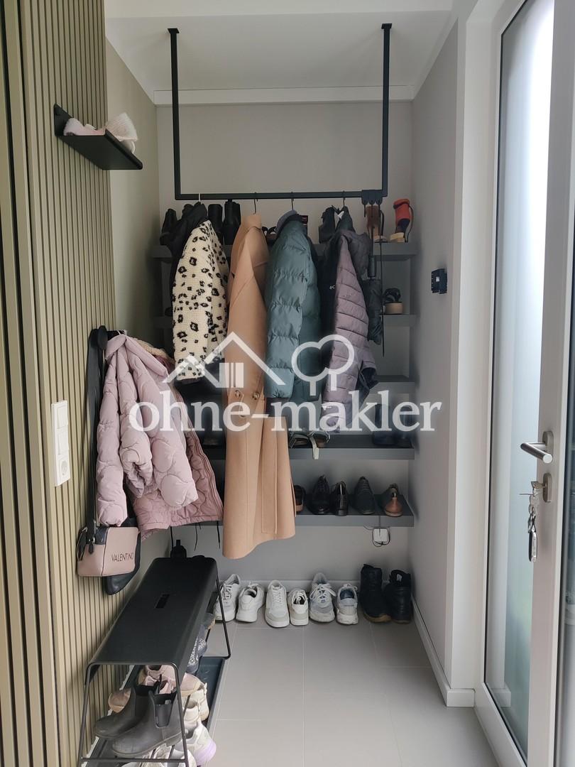 Flur mit Garderobe