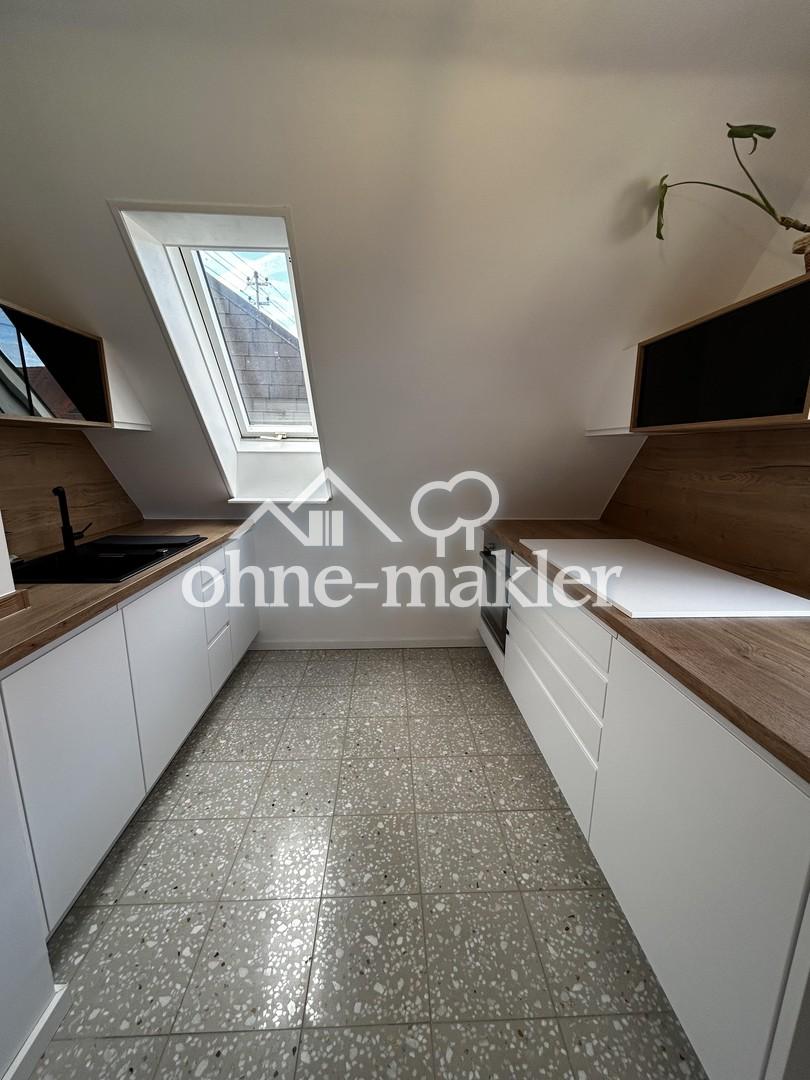 Geschmackvolle 2-Raum-DG-Wohnung mit luxuriöser Innenausstattung in Heilbronn - Photo 5