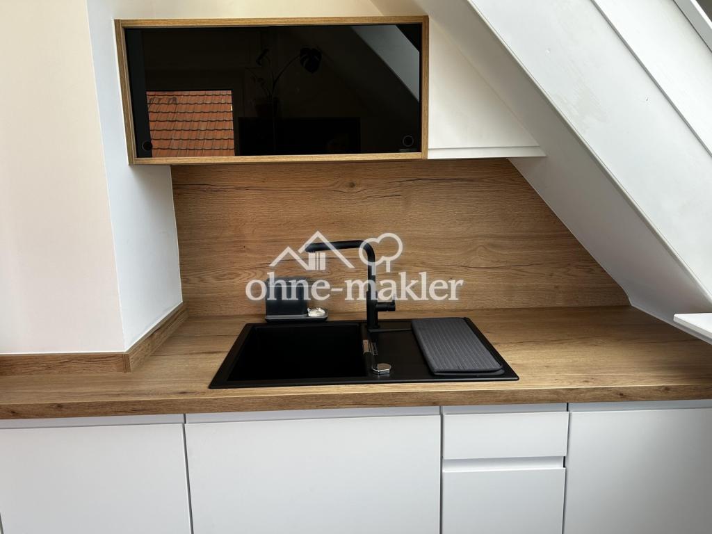 Geschmackvolle 2-Raum-DG-Wohnung mit luxuriöser Innenausstattung in Heilbronn - Photo 3