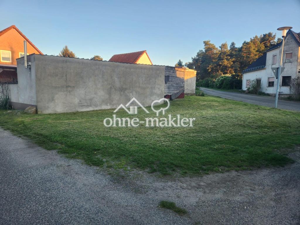 Aussen Grundstück