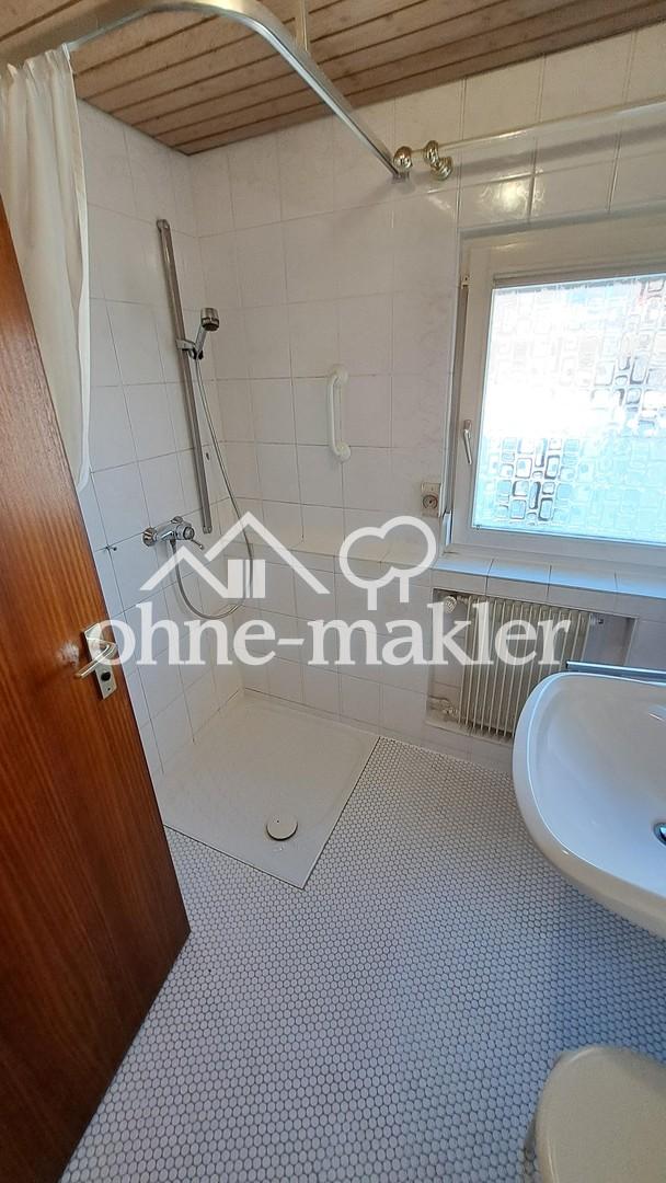 OG Bad mit Dusche und WC