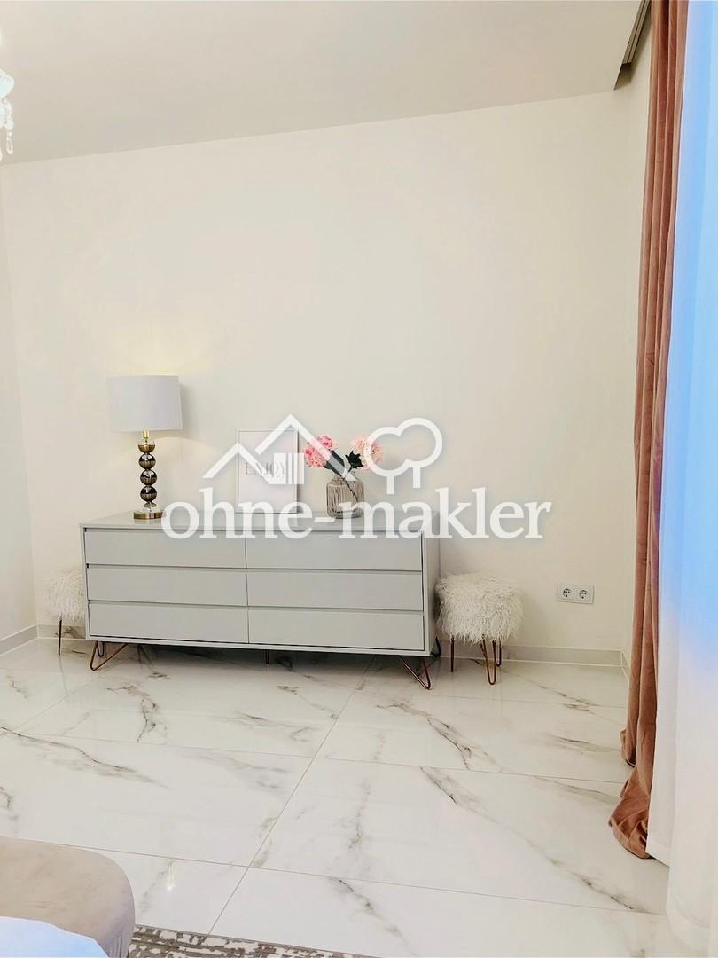 Exklusive, voll möblierte 2,5-Zimmer-Wohnung mit lux. Innenausstattung mit Balkon und EBK - Photo 5