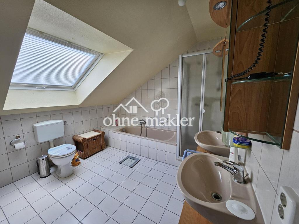 Bad Dachgeschoss