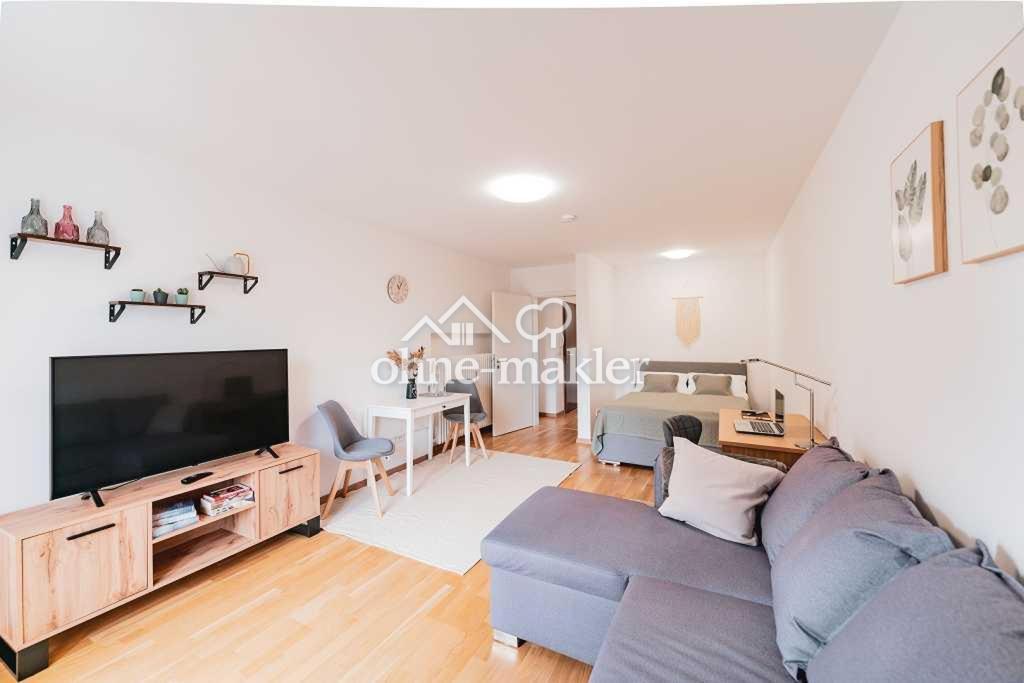 Einziehen & Wohlfühlen: Renovierte und möblierte 1-Zi.-Wohnung mit Balkon & Stellplatz - Photo 3