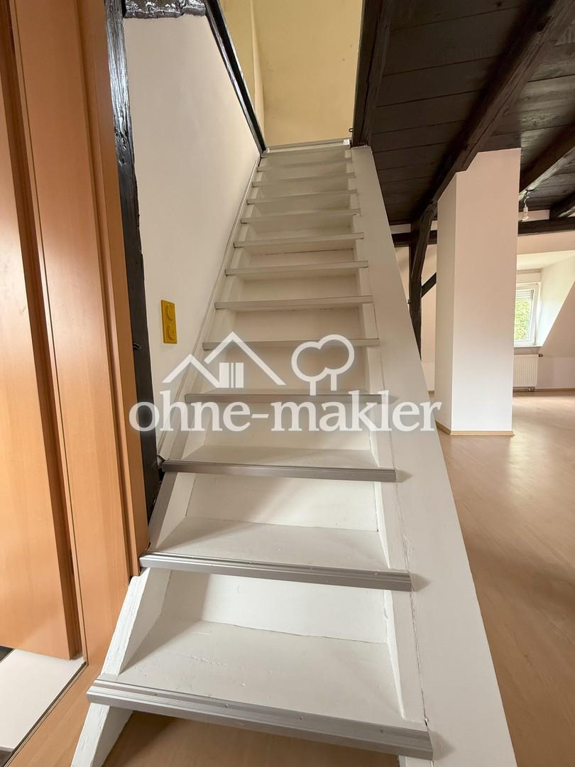 Treppe Spitzboden
