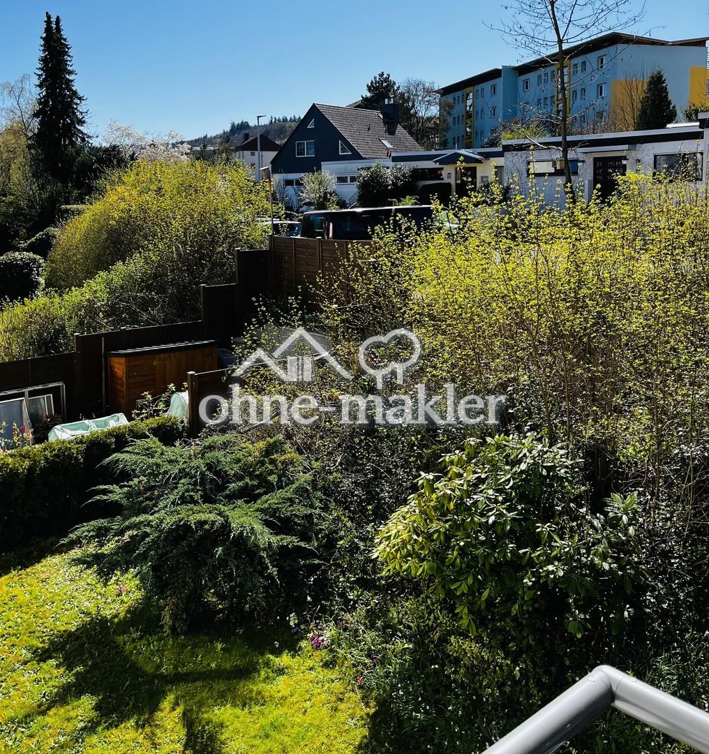 Balkon mit Blick ins Grüne