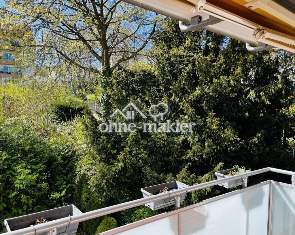 Balkon mit Blick ins Grüne