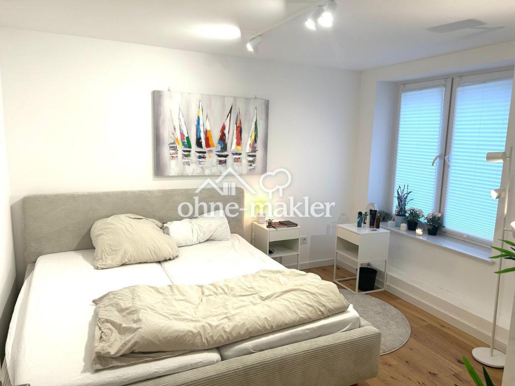 Schlafzimmer 1