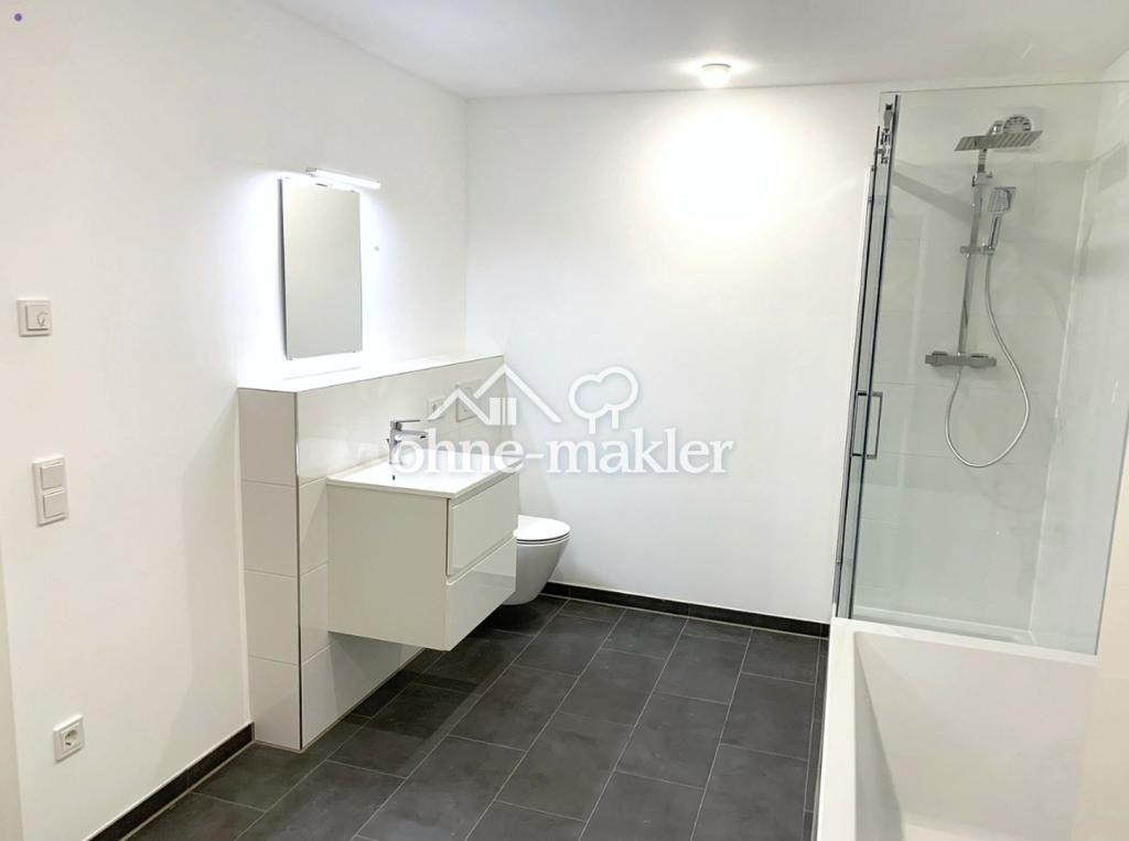 Badezimmer Ansicht 1