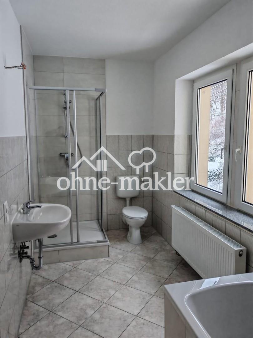 NEU SANIERT! 3R-Wohnung mit Stellplatz 80 m² (EBK) ***Vermieter-Bonus 2 Kaltmieten geschenkt*** - Photo 3