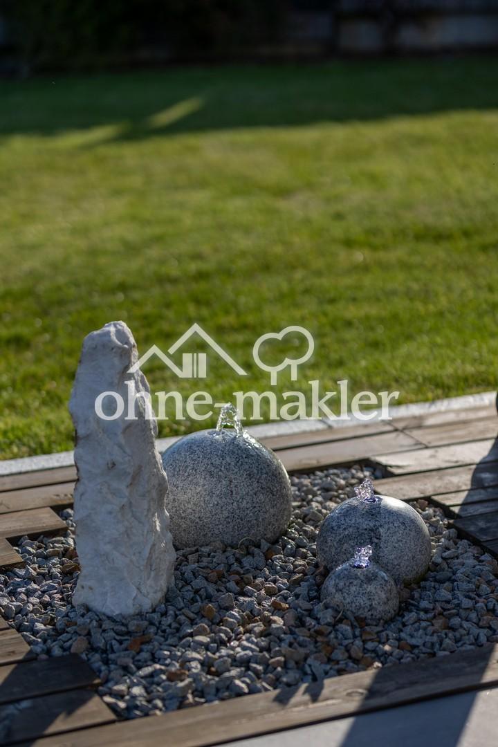 Granit-Brunnen Westterrasse 