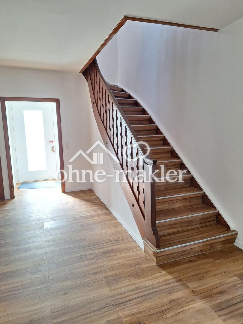 Entree mit Treppe