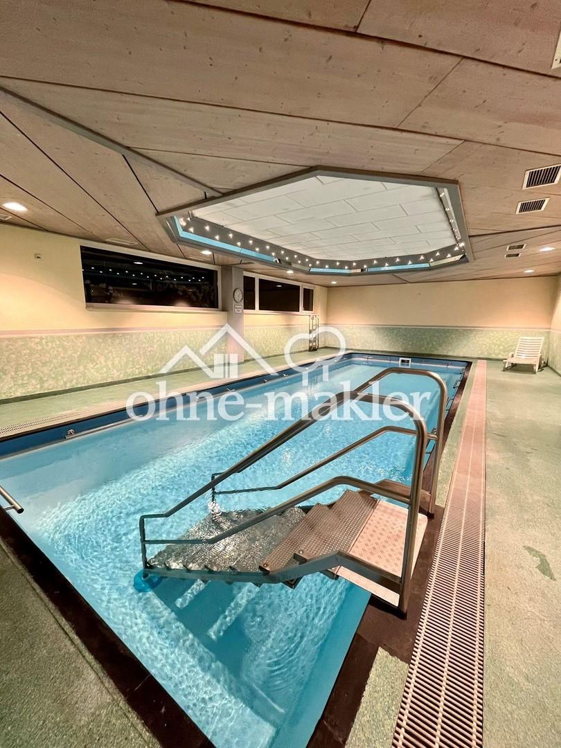 Schwimmbad