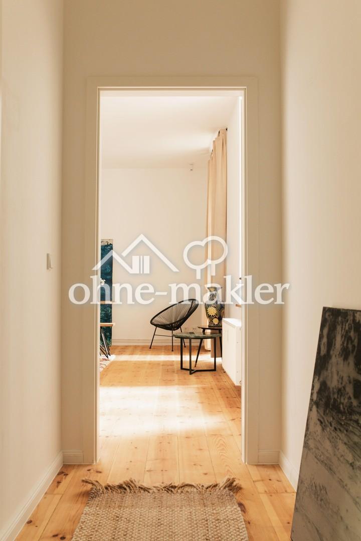 Wohnzimmer / Office