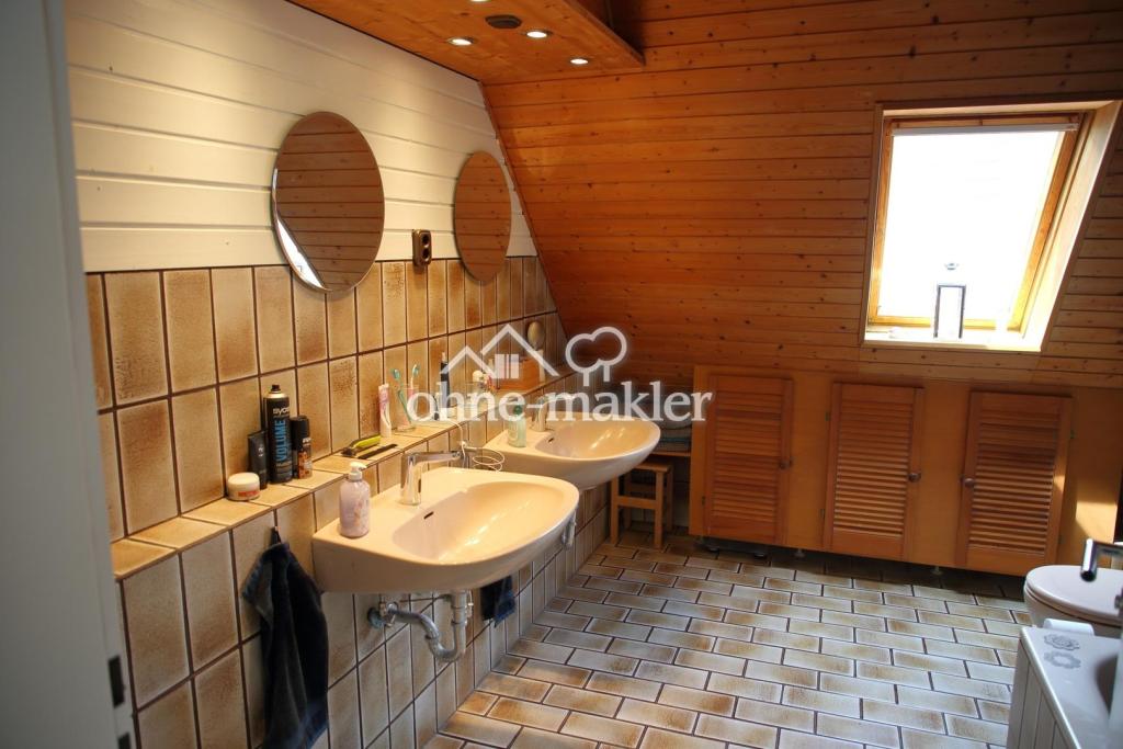 Hauptbadezimmer