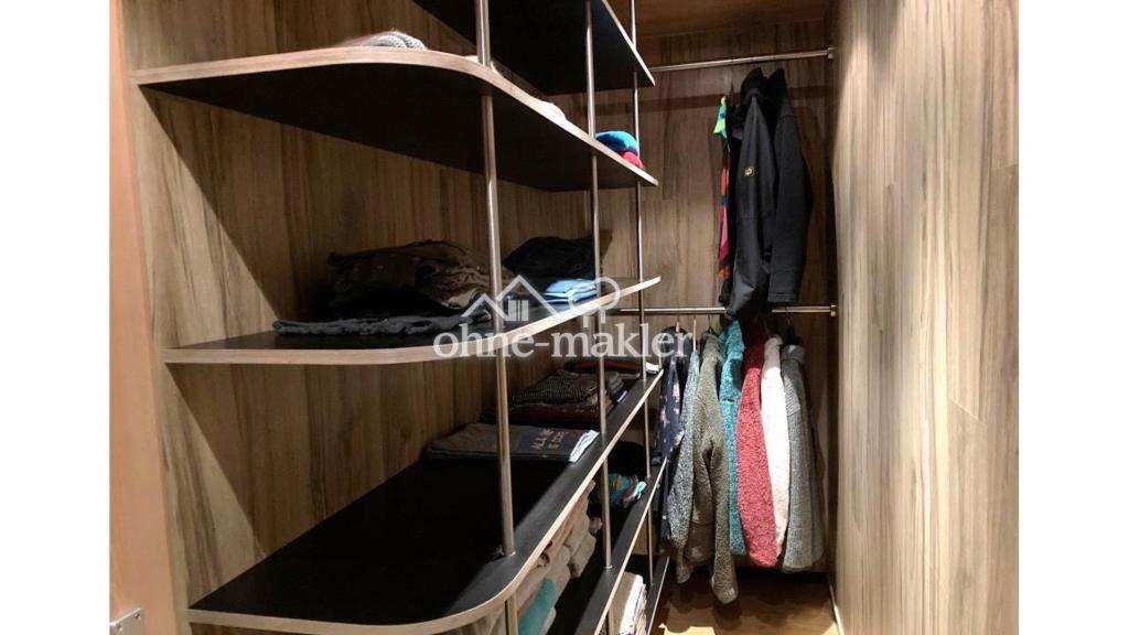 Einbauschrank