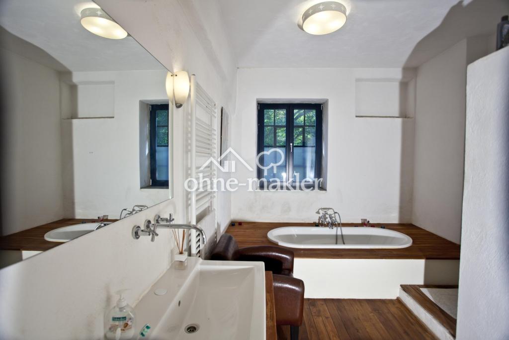 Eines der Badezimmer