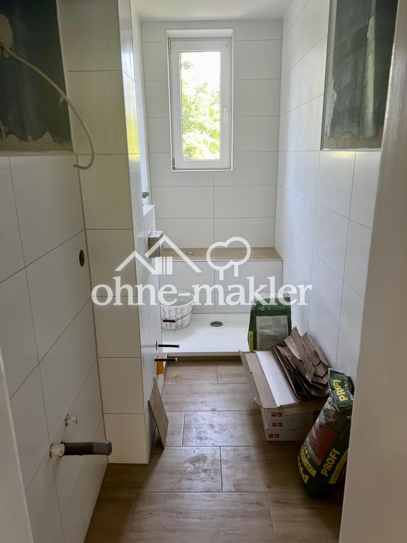 Bad mit Dusche