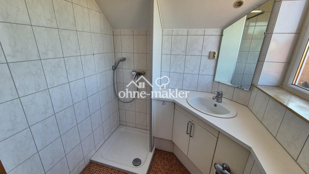 Moderne 2 Zimmer Maisonette-Wohnung Frisch renoviert - Photo 2