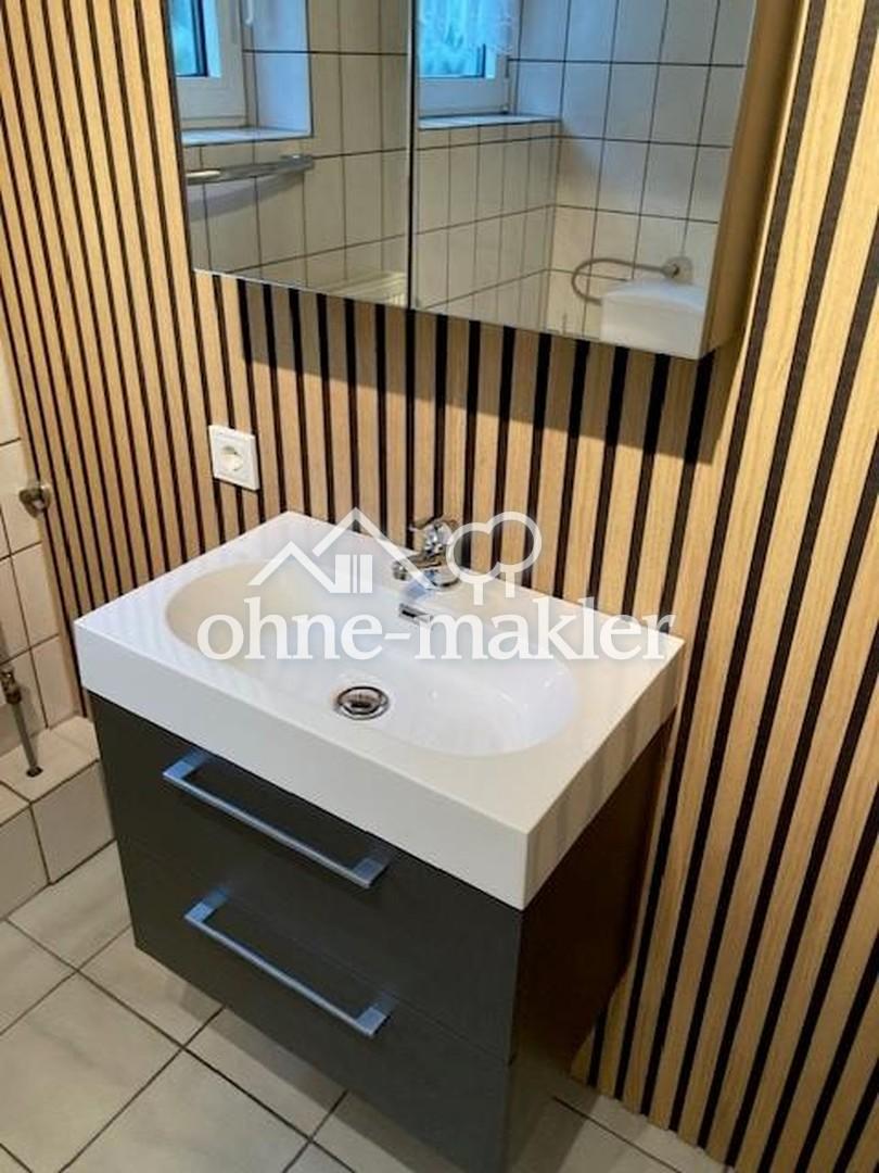 neue Badezimmer-Einrichtung