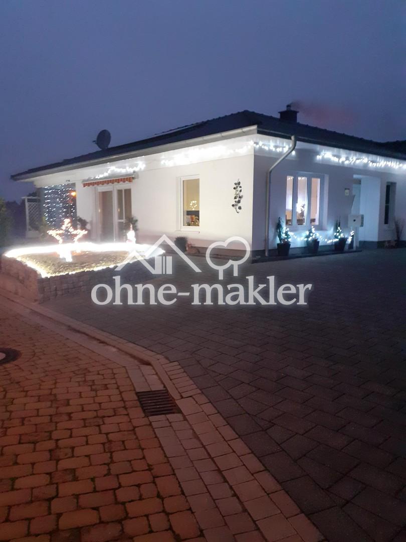 Weihnachtsbeleuchtung Eingang