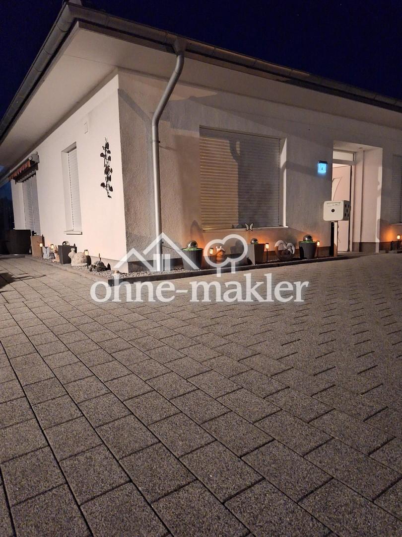 Abendbeleuchtung Eingang