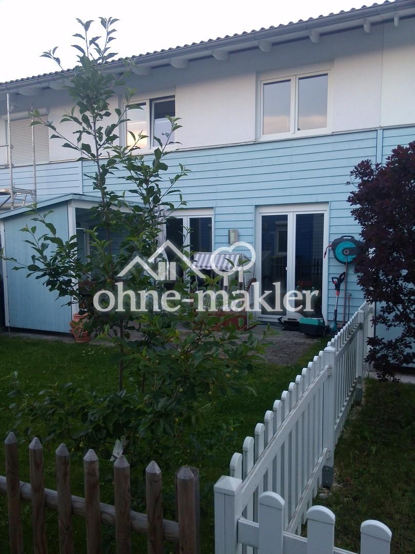 Westseite, Garten mit Obstbäum