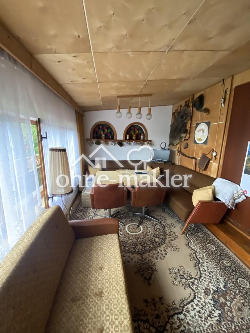 Blick in das Wohnzimmer
