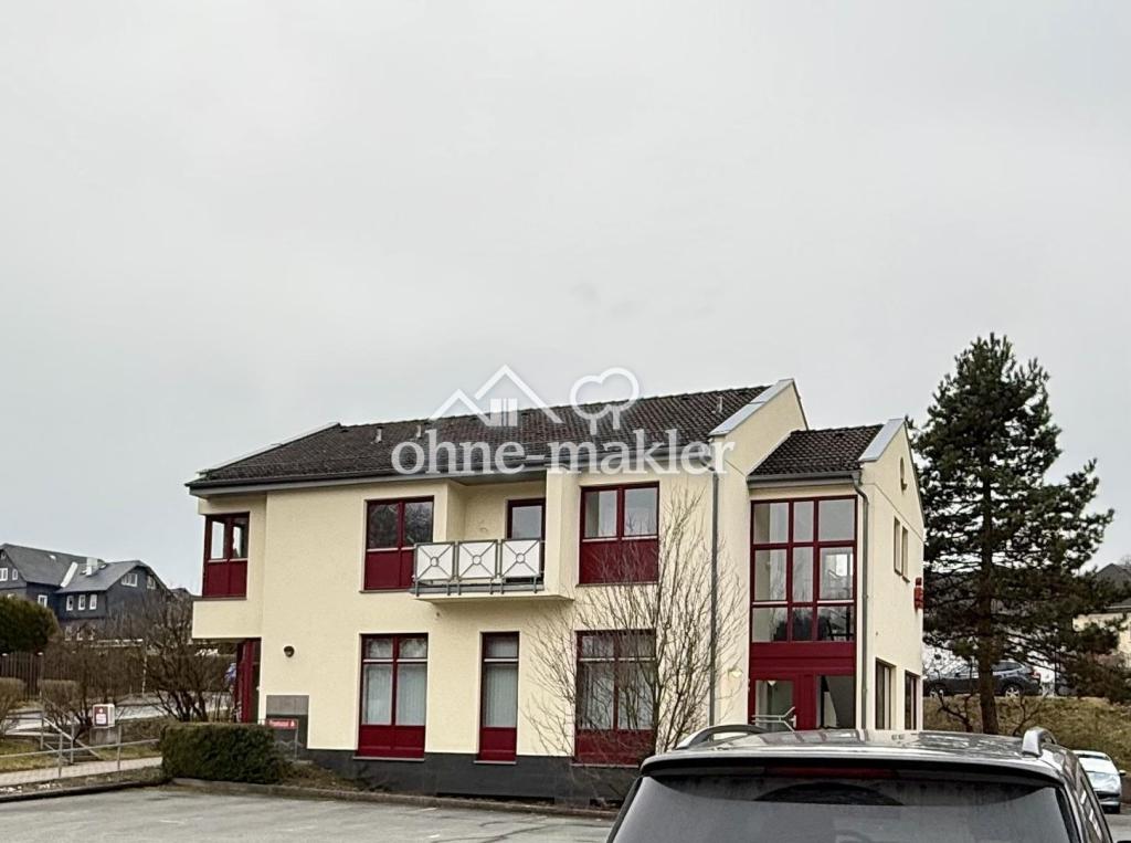 Wohngebäude in zentraler Lage