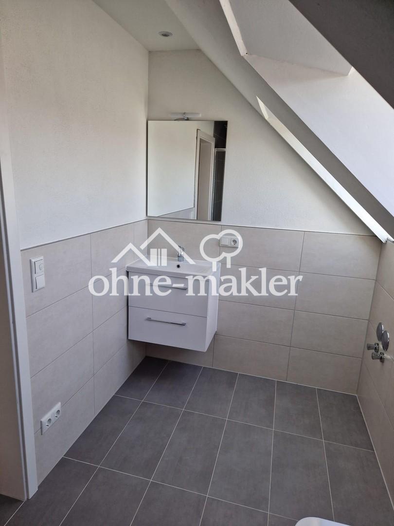 Hochwertig ausgestattete Zweizimmer-Dachgeschosswohnung, frisch saniert Energieklasse A - Photo 4