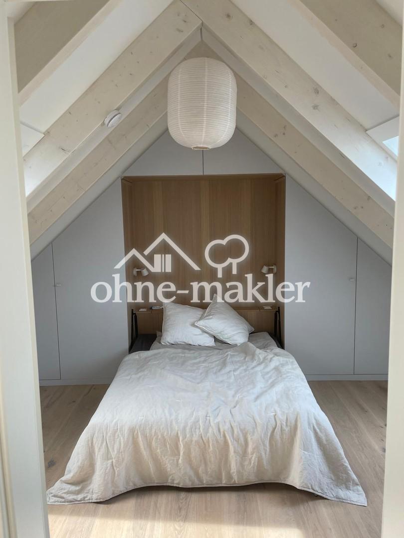 Schlaf-/Arbeitszimmer