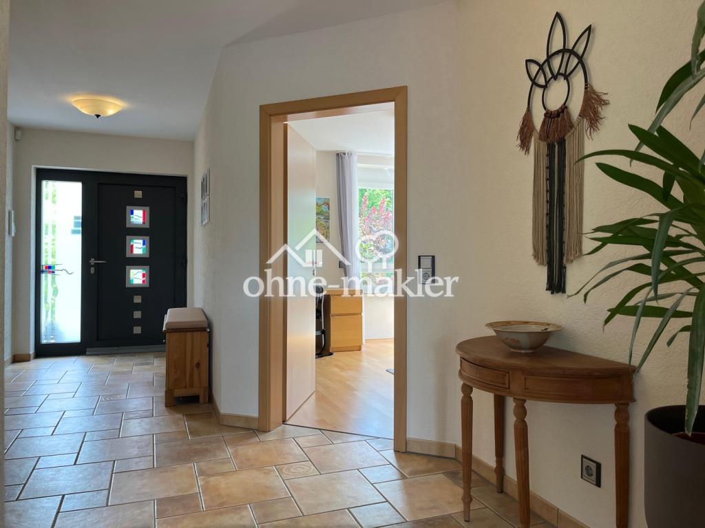 Flur mit Blick ins Gästezimmer