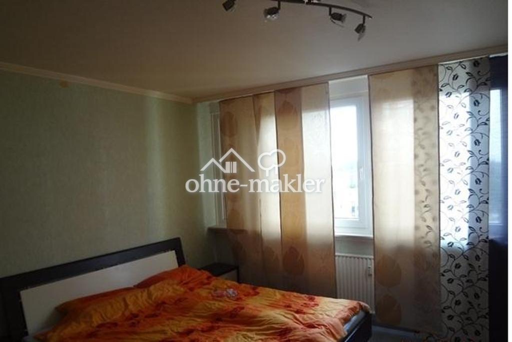 8 Schlafzimmer