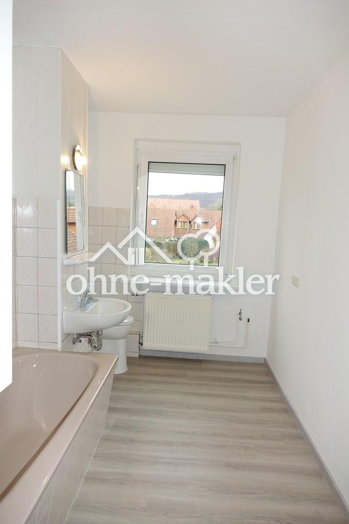 sonnige 2-Raum-Wohnung/Balkon mit Laminat - Photo 4
