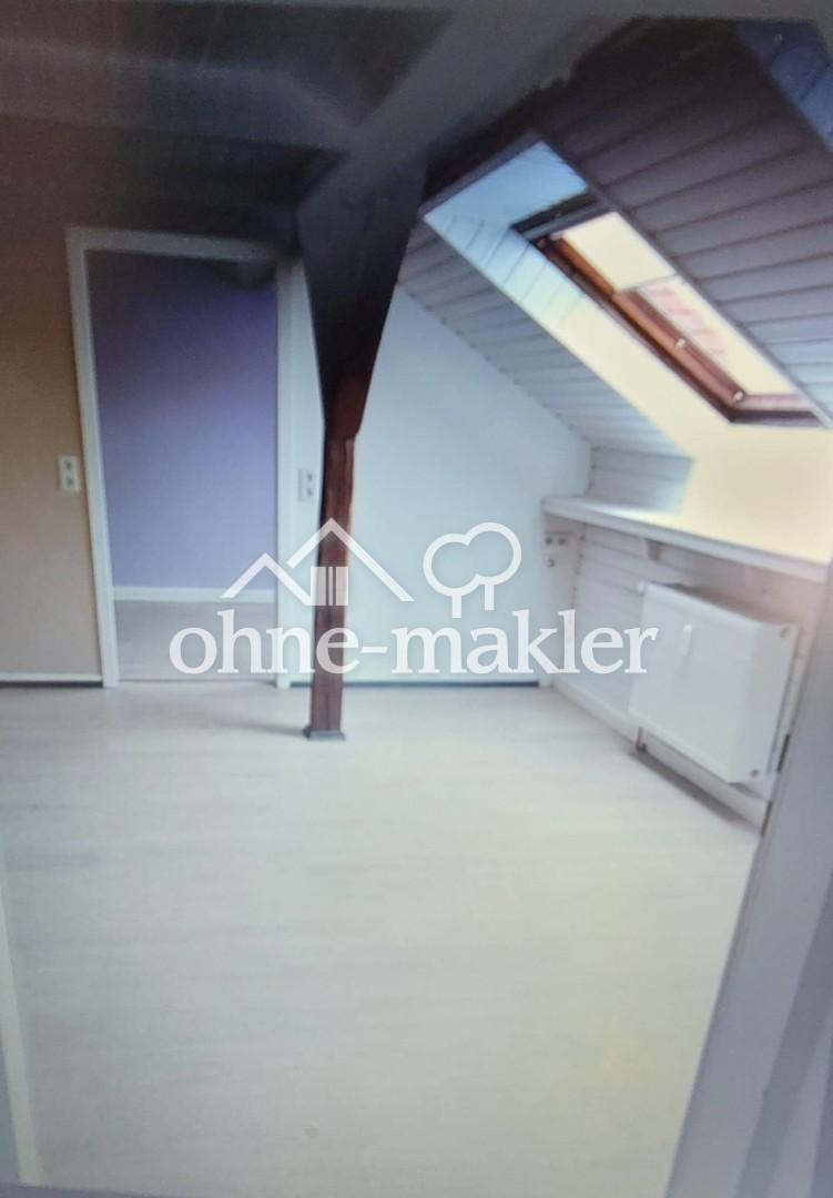 Wohnzimmer Dachgeschoss MFH