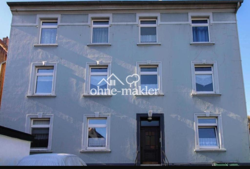 MFH Hinter Haupthaus