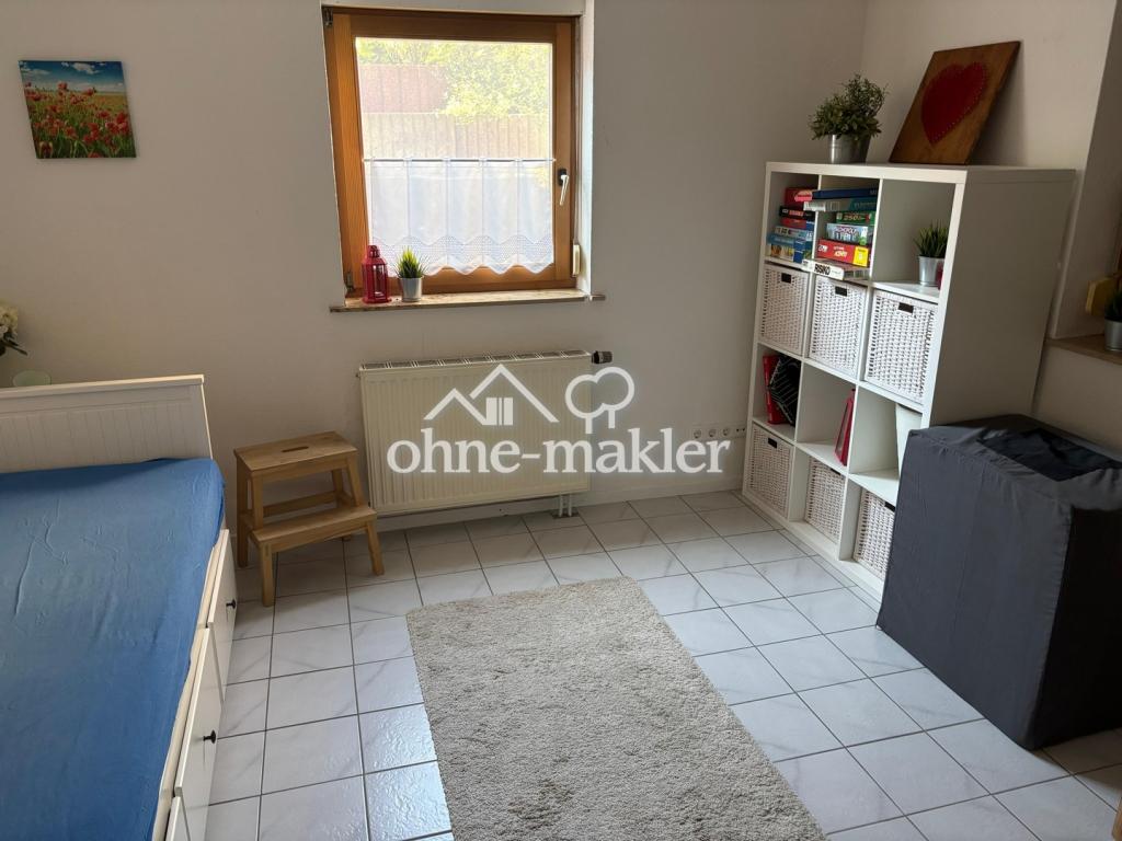 UG - Schlafzimmer