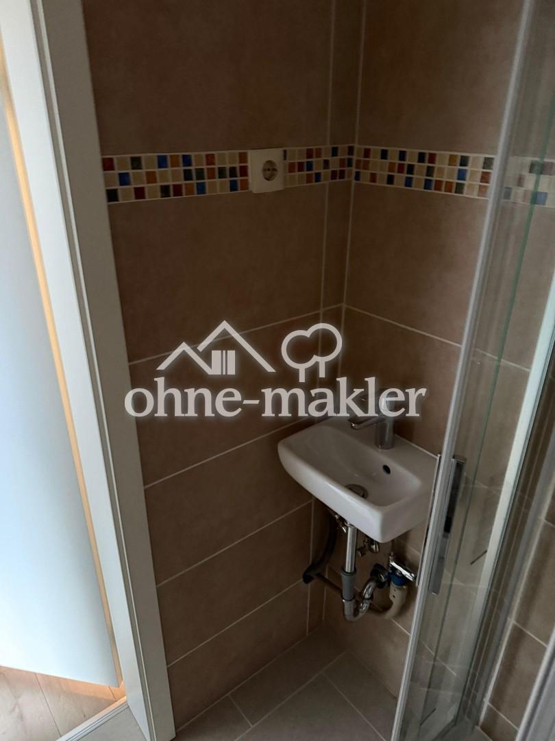 2 ZIMMER WOHNUNG DuschBad RHEINNÄHE FRISCH RENOVIERT 755€ - Foto 5