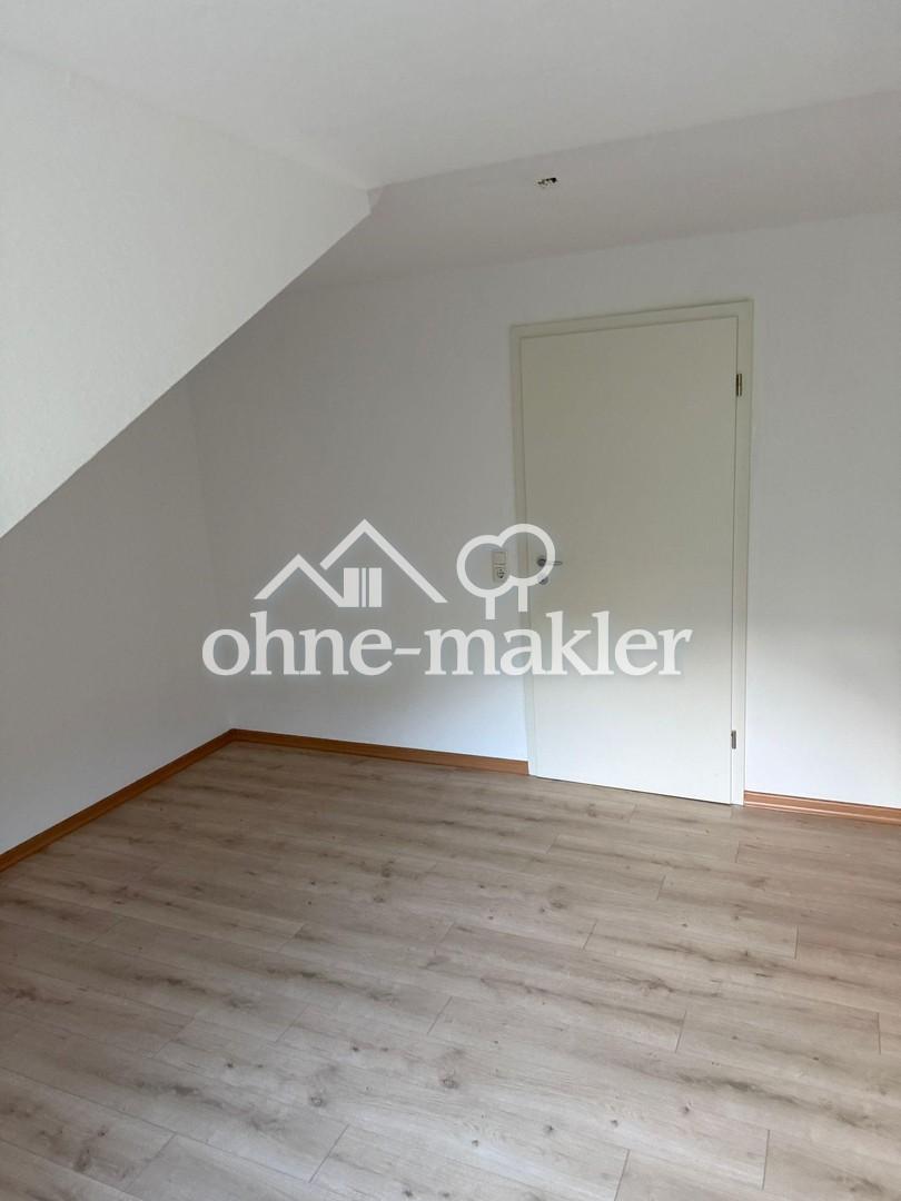 2 ZIMMER WOHNUNG DuschBad RHEINNÄHE FRISCH RENOVIERT 755€ - Foto 2