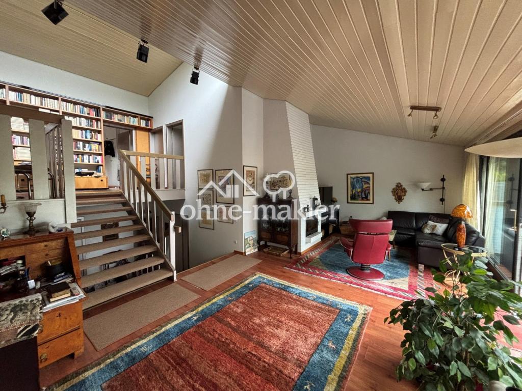 Wohnzimmer mit Galerie