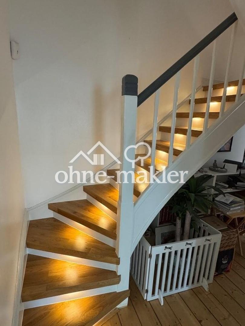 Zugang über separate Treppe