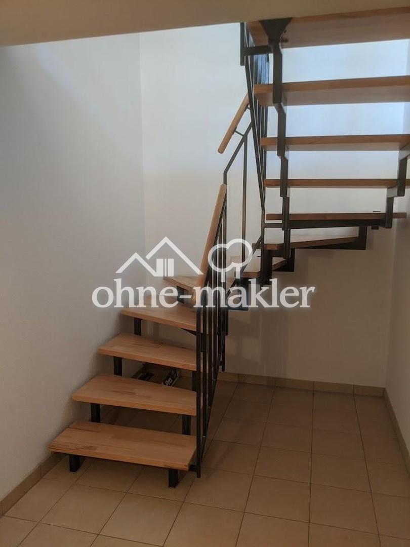 Treppe EG ins UG