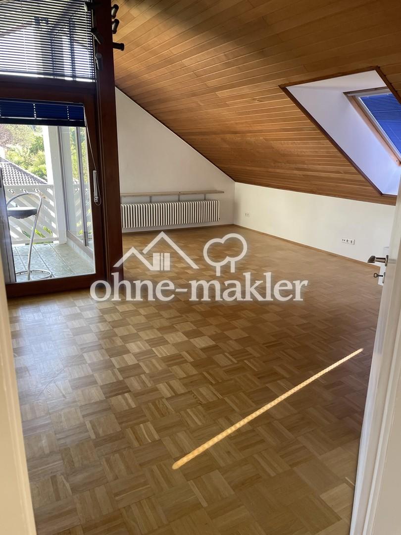 großes Zimmer DG