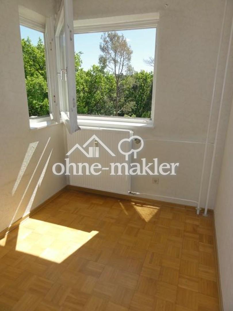 Kinderzimmer / Büro