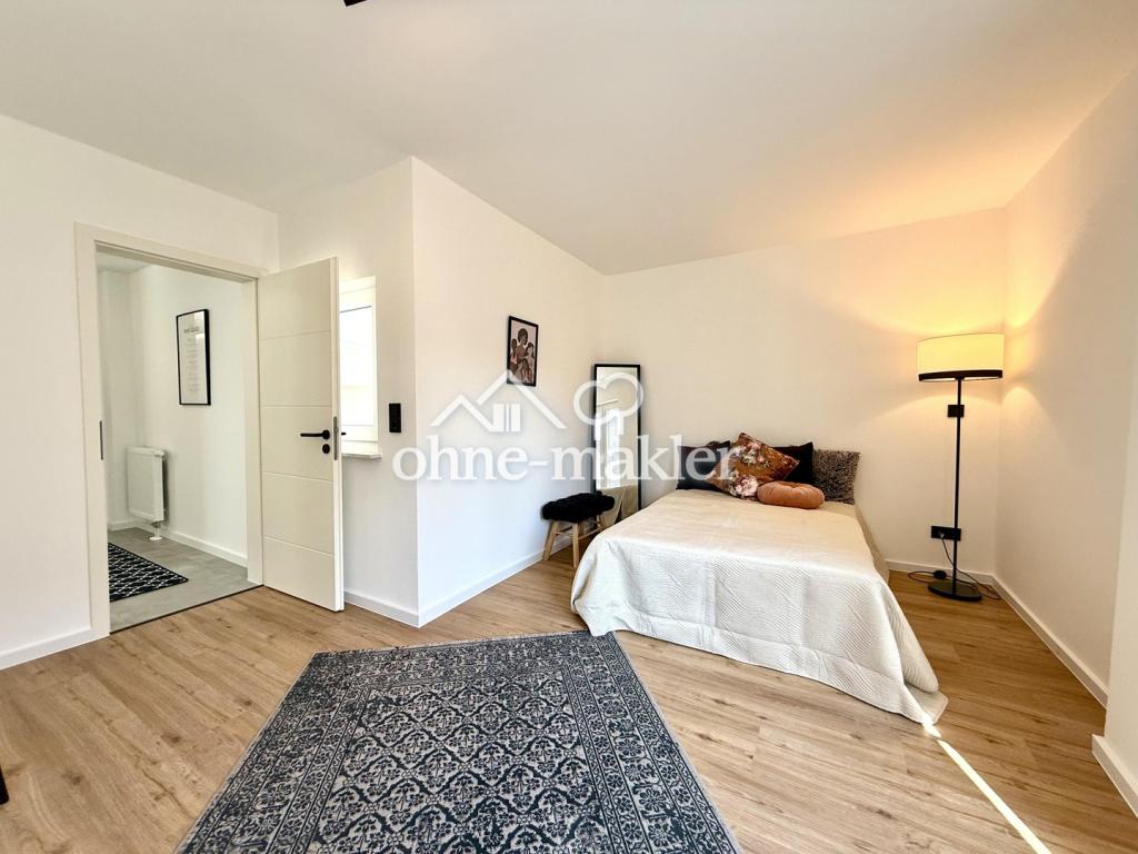 Zimmer 2 EG (vor Terrasse)