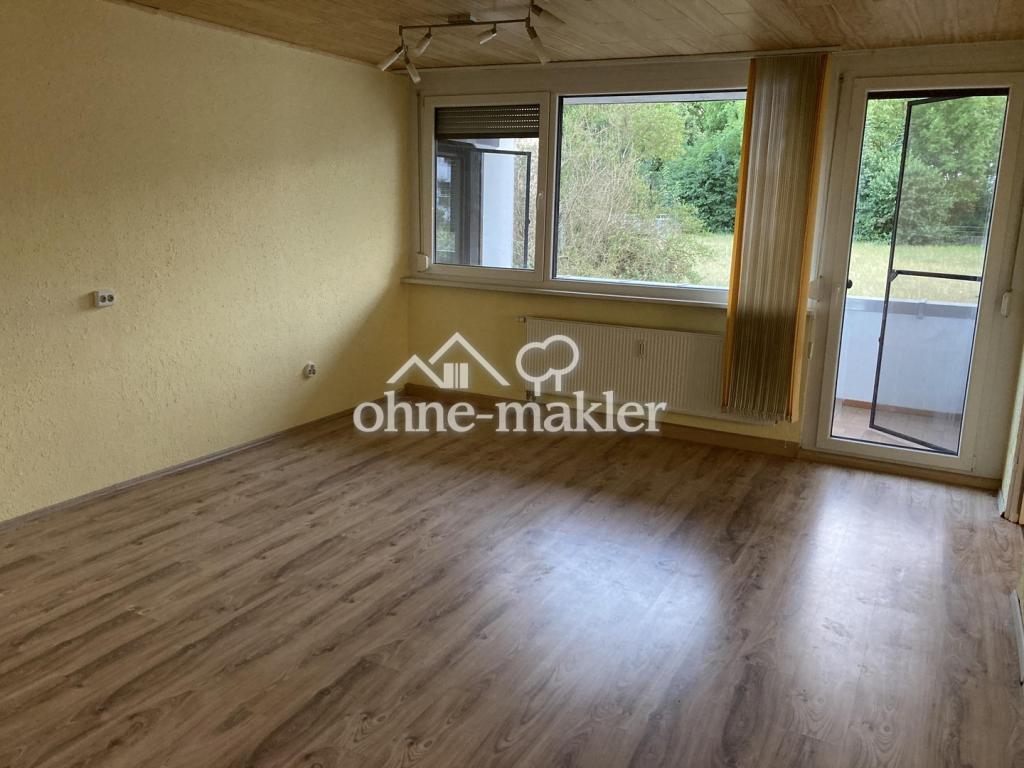 Wohnzimmer Richtung Balkon 2
