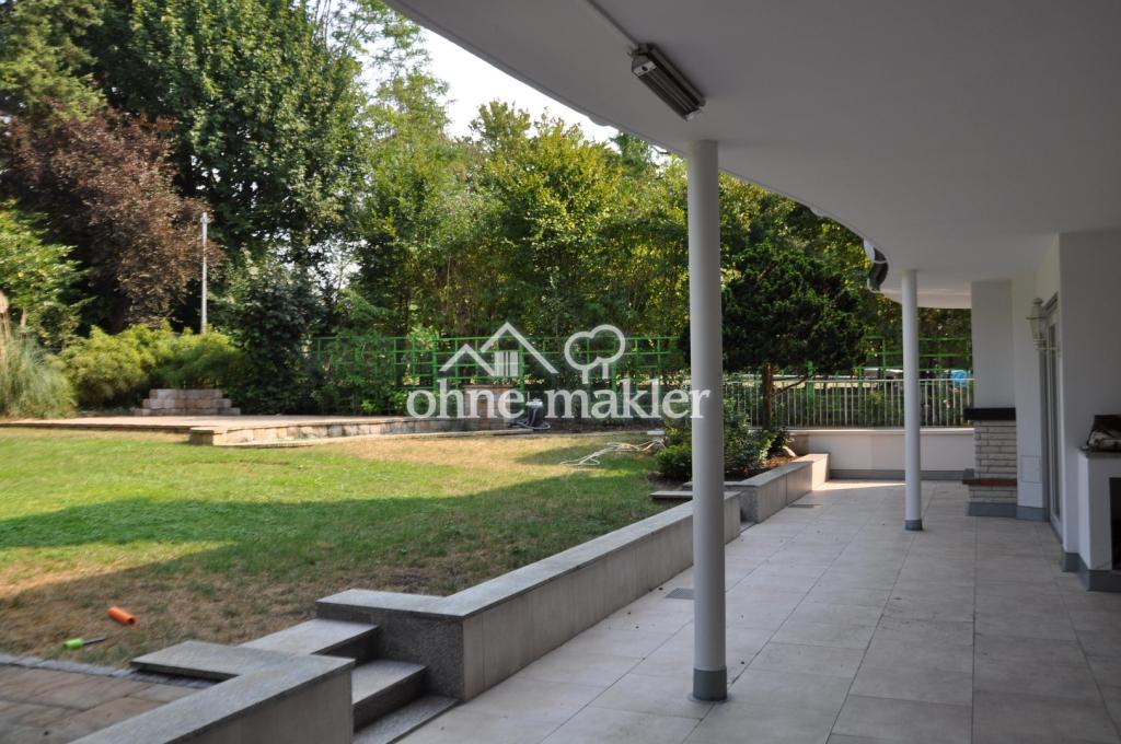 Überdachte Terrasse 