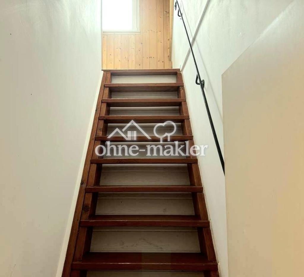 Treppe zum Dachgeschloss