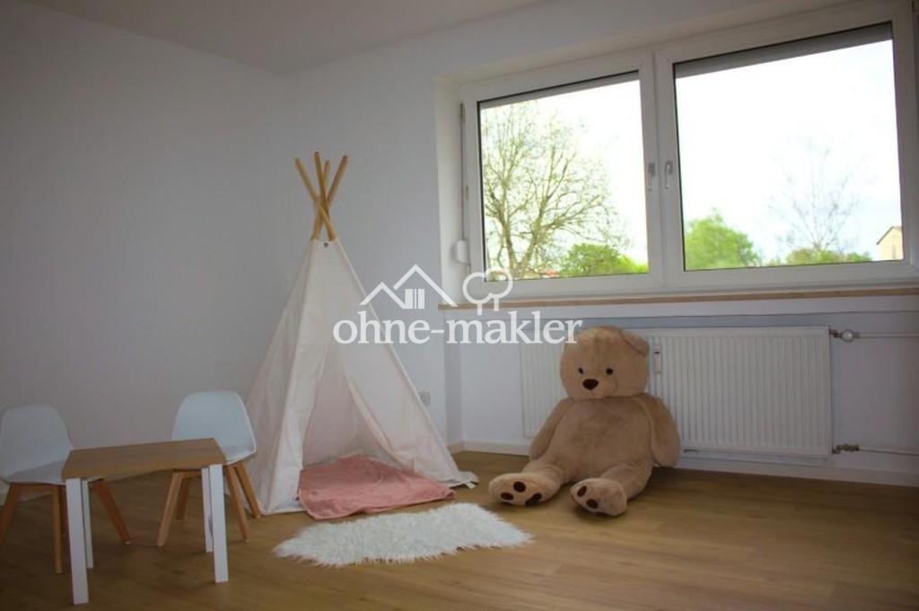Arbeit-/Kinderzimmer