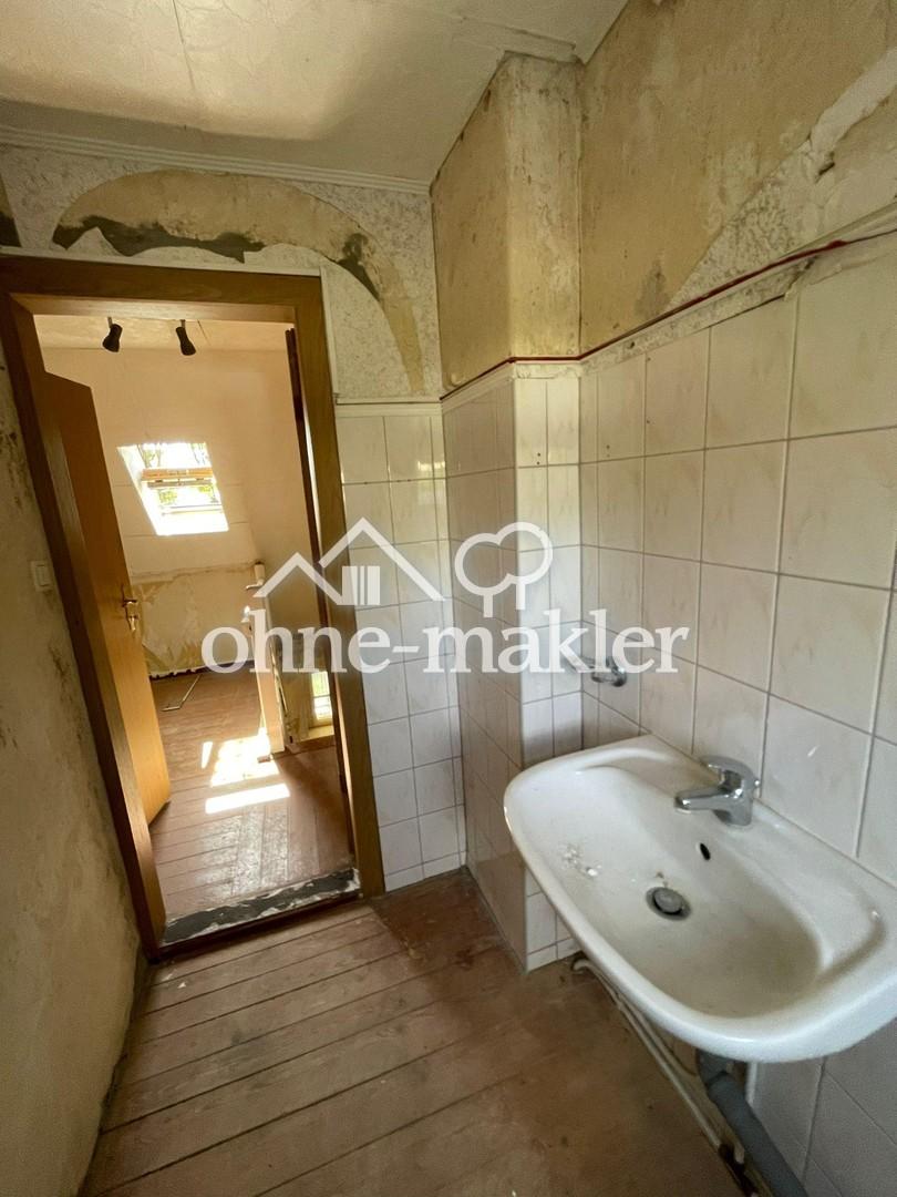 Badezimmer im DG